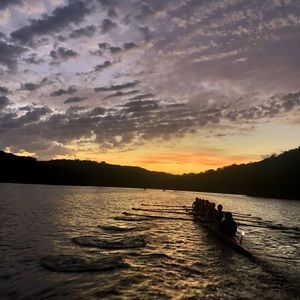 Meet your Posher, Maya